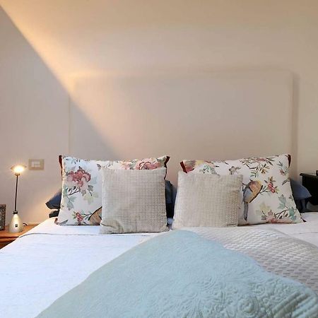 Luxury House Colosseo Rome Bagian luar foto