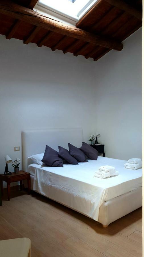 Luxury House Colosseo Rome Bagian luar foto