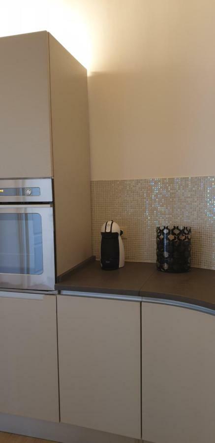 Luxury House Colosseo Rome Bagian luar foto
